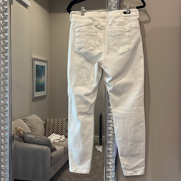 Liverpool white Hugger skinny Jean size 10/30. - Picture 4 of 5